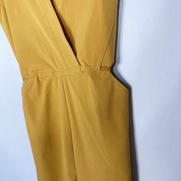 Athleta S Yellow Tuscan Gold Marlow Romper Featherweight Stretch Woven Faux Wrap - Picture 5 of 12